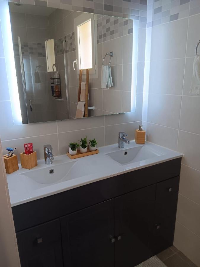 Apartamento Chambre Cosy Non Fumeur Châteaurenard Exterior foto